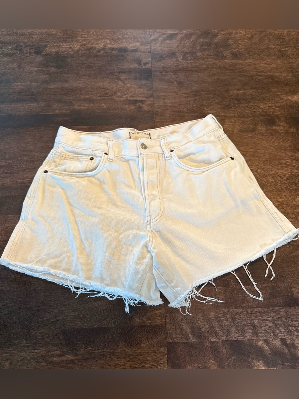 We The Free White Ivy Mid Rise Shorts Button fly